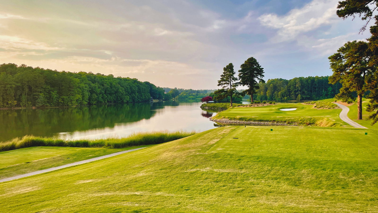 Man shot after searching for golf balls in a lake